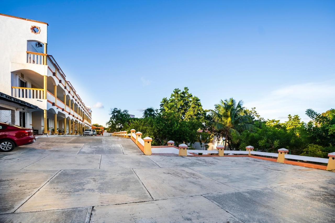 Capital O Oxtankah,Chetumal Bay Otel Calderitas Dış mekan fotoğraf