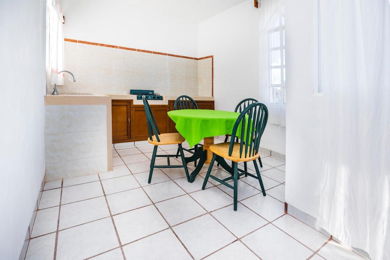 Capital O Oxtankah,Chetumal Bay Otel Calderitas Dış mekan fotoğraf